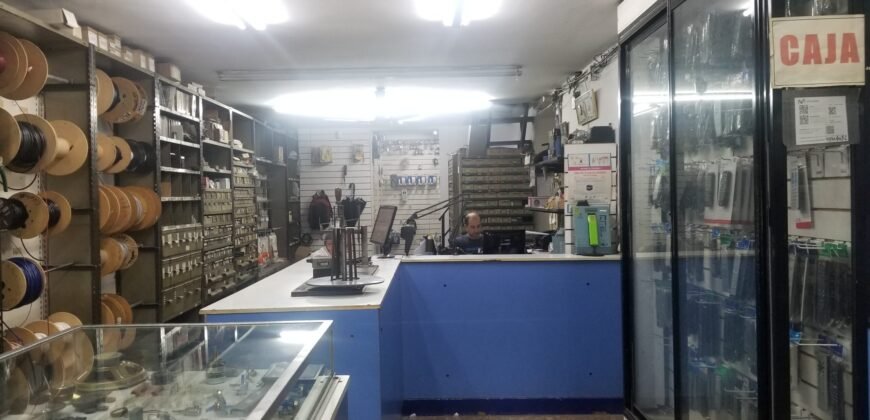 Local comercial en terreno propio