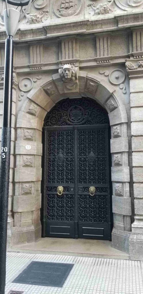 25 de mayo 515 - puerta