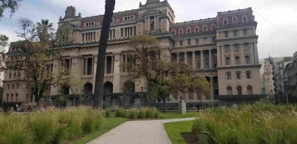 PALACIO DE JUSTICIA - 2