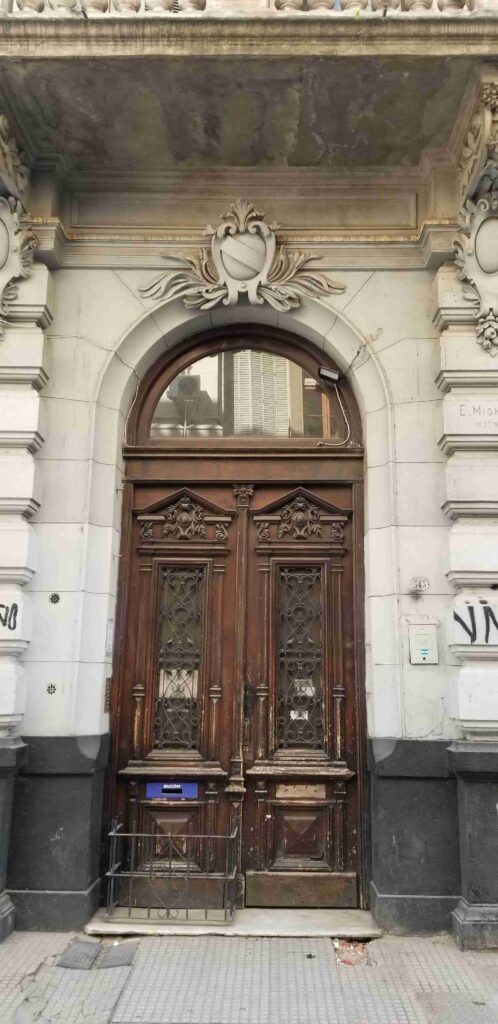 Talcahuano 343 - puerta