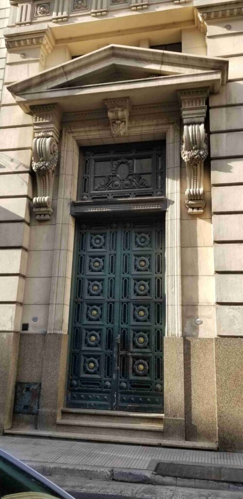 Tucuman 480 - ANSES - puerta