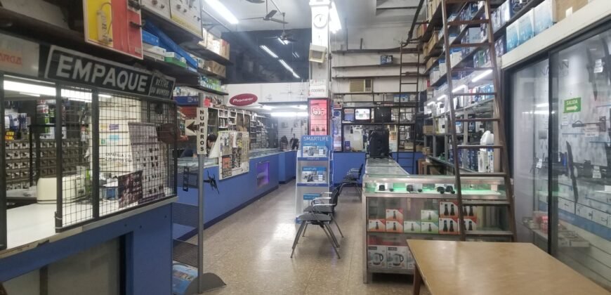 Local comercial en terreno propio